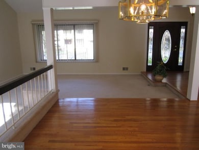 5407 Southport Ln, Fairfax, VA 22032 - photo 7