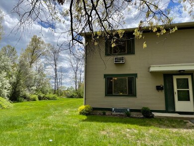 170 E Hadley Rd unit 97, Amherst, MA 01002 - photo 5