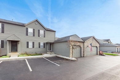 4100 Blendon Way Dr unit 98D, Columbus, OH 43230 - photo 3