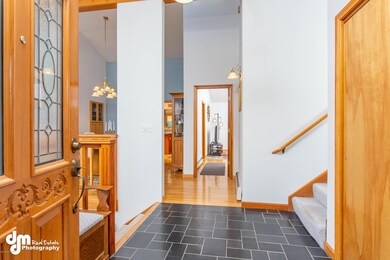 Entryway 3866-FULL