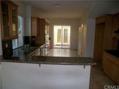 28470 Horseshoe Cir, Santa Clarita, CA 91390 - photo 5