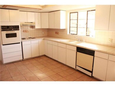 41 Half Moon Dr, El Paso, TX 79915 - photo 5