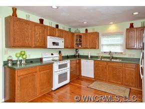 64 Sherry Ln, Leicester, NC 28748 - photo 5