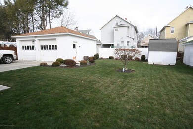 702 Woodmere Ave, Olyphant, PA 18447 - photo 7