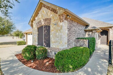 222 Captains Ct, Granbury, TX 76049 - photo 2