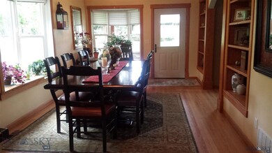Spacious dining room