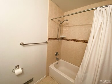 167 Chippenham Ct unit 2167, Piscataway, NJ 08854 - photo 6