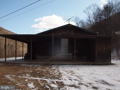 1811 Snowy Mountain Rd, Circleville, WV 26804 - photo 3
