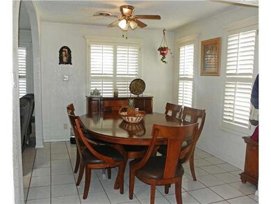 1913 Octubre Dr, El Paso, TX 79935 - photo 5