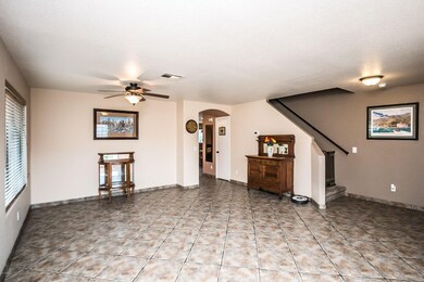 287 E Windsor Ct-4