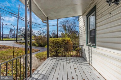 13735 Darnestown Rd, Gaithersburg, MD 20878 - photo 6