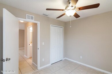 2437 Townsquare Dr, Jacksonville, FL 32216 - photo 7