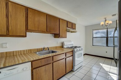 1508 Raspberry Ct, Edison, NJ 08817 - photo 7