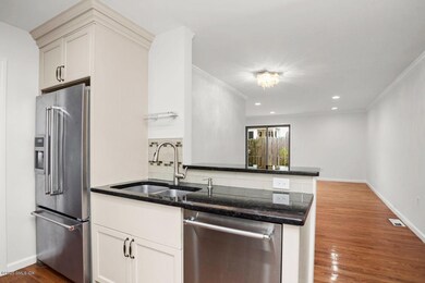 75 Cos Cob Ave unit 2, Cos Cob, CT 06807 - photo 6