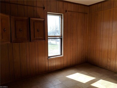Extra room (former kitchen) off of dining room.  P