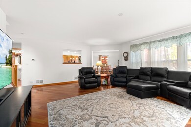 40W134 James Michener Dr unit 1, Saint Charles, IL 60175 - photo 7