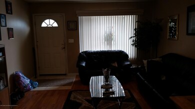 21 Guinevere Ln, Staten Island, NY 10310 - photo 3