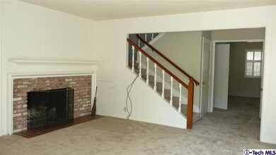 956 S Orange Grove Blvd unit D, Pasadena, CA 91105 - photo 2