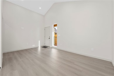 13249 Kagel Canyon St, Los Angeles, CA 91331 - photo 4