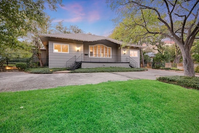 1402 Windsor Rd, Austin, TX 78703 - photo 2