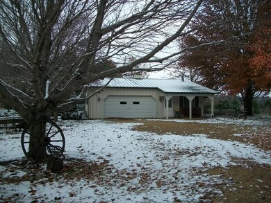 20242 1650 East St, Princeton, IL 61356 - photo 2