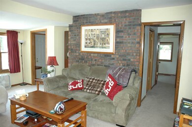 1942 Wendt Rd, Fitchburg, WI 53575 - photo 7