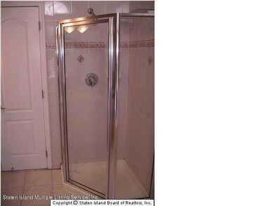 16 Sharrotts Rd, Staten Island, NY 10309 - photo 6