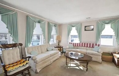 21 Elliot St unit 1, Newton Highlands, MA 02461 - photo 2