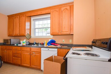 422 Fieldale Rd NE Roanoke VA-large-004-