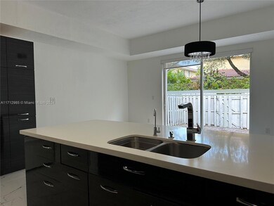 10929 NW 43rd Ln, Doral, FL 33178 - photo 5