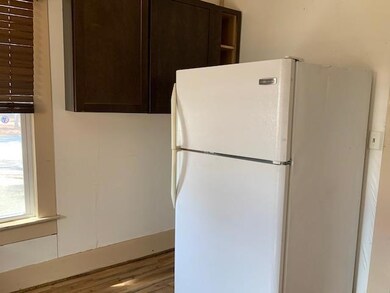 1221 N 20th St, Parsons, KS 67357 - photo 5