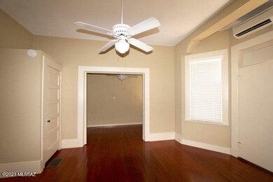521-E-University-Blvd-EP-4