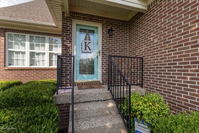 6933 Catalpa Springs Dr, Louisville, KY 40228 - photo 6