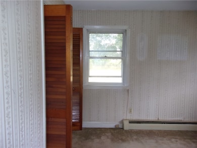 79 Alan Ave, Portsmouth, RI 02871 - photo 5