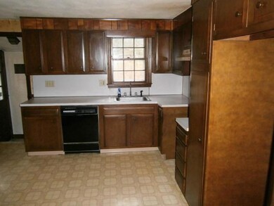 245 Plum Hollow Rd, East Falmouth, MA 02536 - photo 2