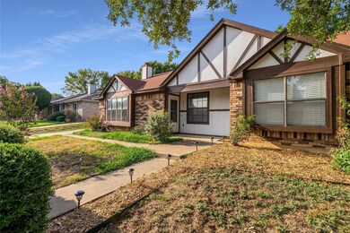 2433 Dalewood Ln, Bedford, TX 76022 - photo 3