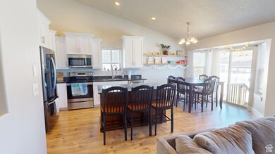 3809 E Hollow Crest Dr, Eagle Mountain, UT 84005 - photo 5