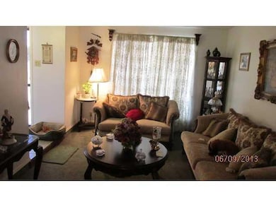 8112 Broadway Dr, El Paso, TX 79915 - photo 2