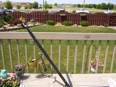 934 Ivanhoe Ln, Dyer, IN 46311 - photo 3