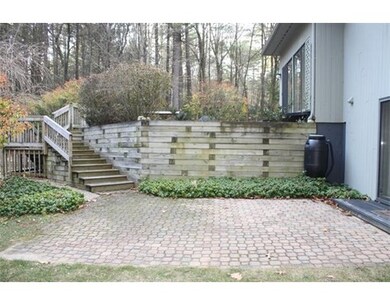 6 Pocumtuck Dr, South Deerfield, MA 01373 - photo 5