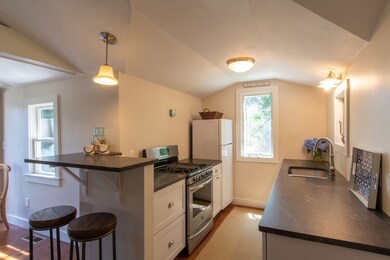 12 Bonnie Brier Cir, Hingham, MA 02043 - photo 5