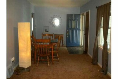 1305 E 33rd Ct, Des Moines, IA 50317 - photo 4