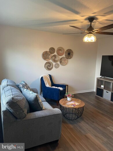 704 Virginia Ave, Front Royal, VA 22630 - photo 4