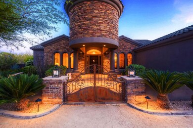 5631 E Night Glow Dr-large-004-3-Exterio