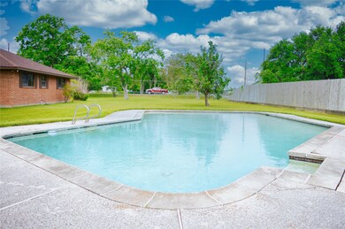 4102 Old Chocolate Bayou Rd, Manvel, TX 77578 - photo 3