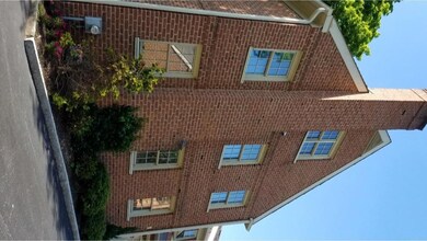 251 Montgomery Ave unit 1, Haverford, PA 19041 - photo 2