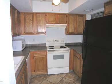 Kitchen with ceiling fan