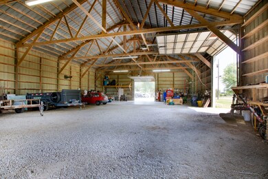 11348 Maplehill Ln-2