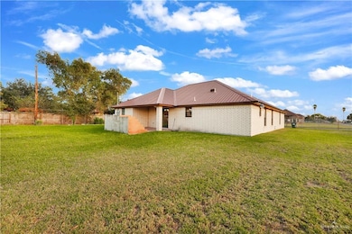 646 Raven Dr, Donna, TX 78537 - photo 5