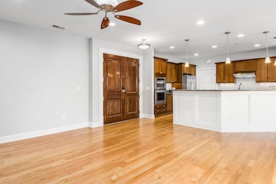 004_16_h 3175 Tremont Dr-1009